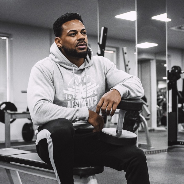 Fitness mikina bez zipsu Iron Aesthetics Force