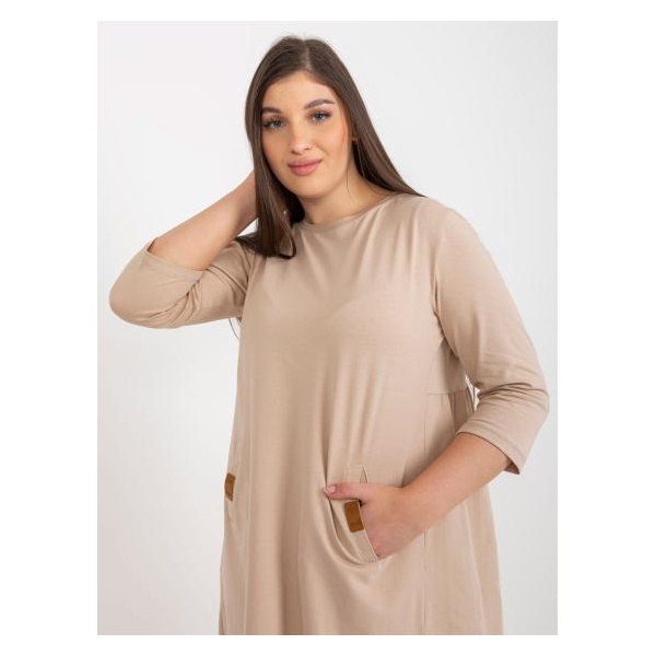 Dámske šaty s 3/4 rukávmi plus size mini DALENNE tmavo béžové