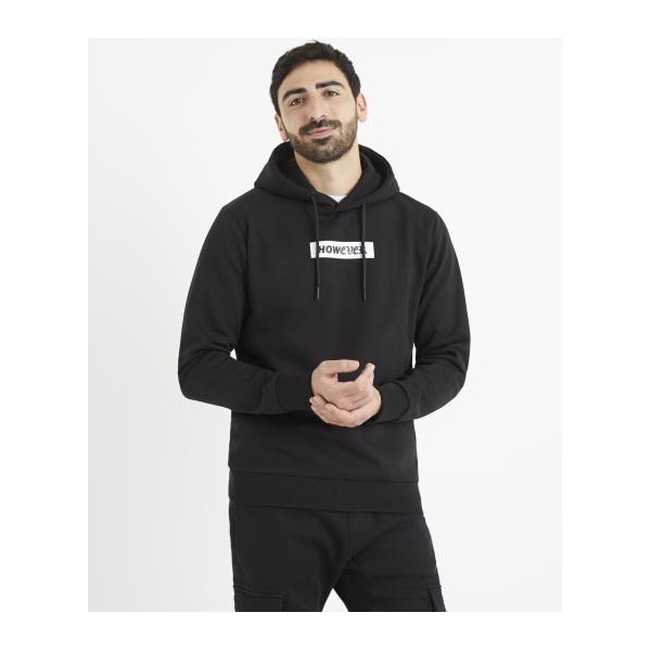 Vetype mikina s kapucňou
