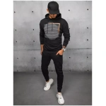 Pekná čierna súprava s kapucňou