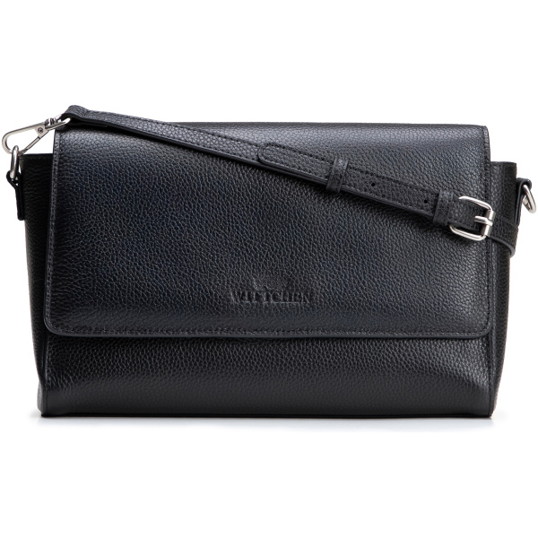 Čierna crossbody kabelka z prírodnej kože s klopou 102-4E-210-1