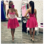 Cyklámenové šaty s bielou krajkou Veľkosť: M